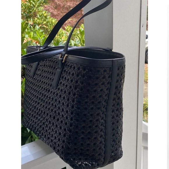 Tory Burch Robinson Black Tote Saffiano Leather Large Handbag Bag New 41159883 - Picture 6 of 7